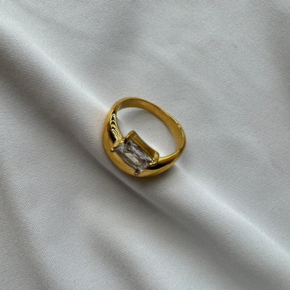 Nova Zirconia Ring