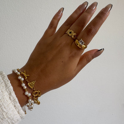 Nova Zirconia Ring