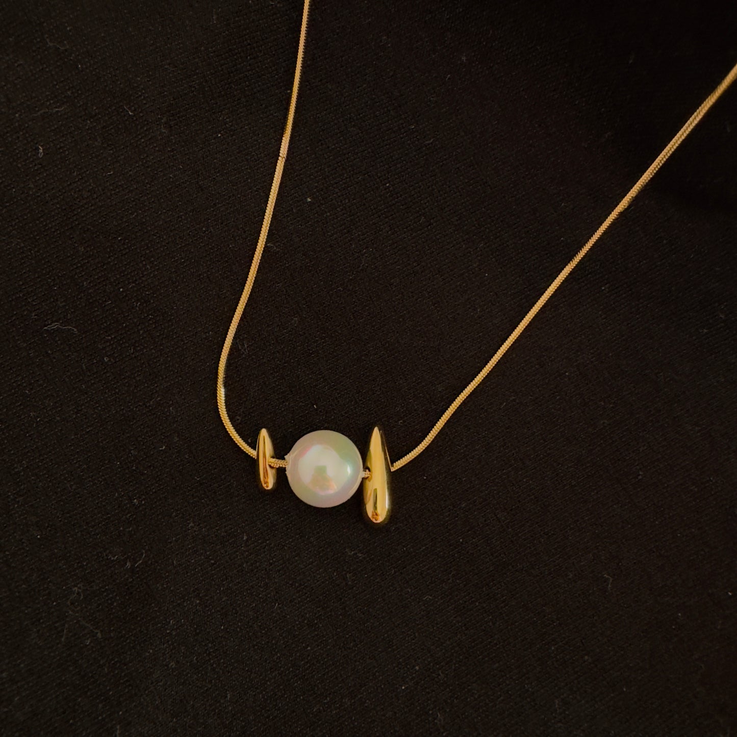 Nova  Pearl Necklace